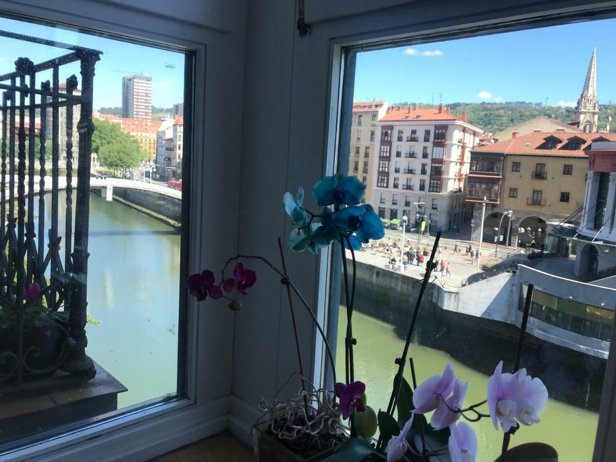 Old Town & River Bilbao Exterior foto